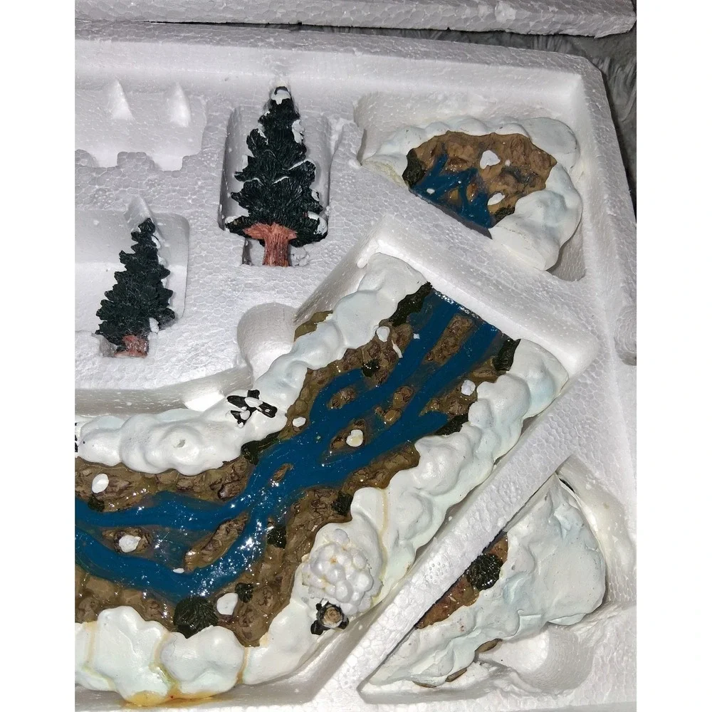 Vintage Lemax Enchanted Forest Christmas Extendable Mill Stream #94403 2000